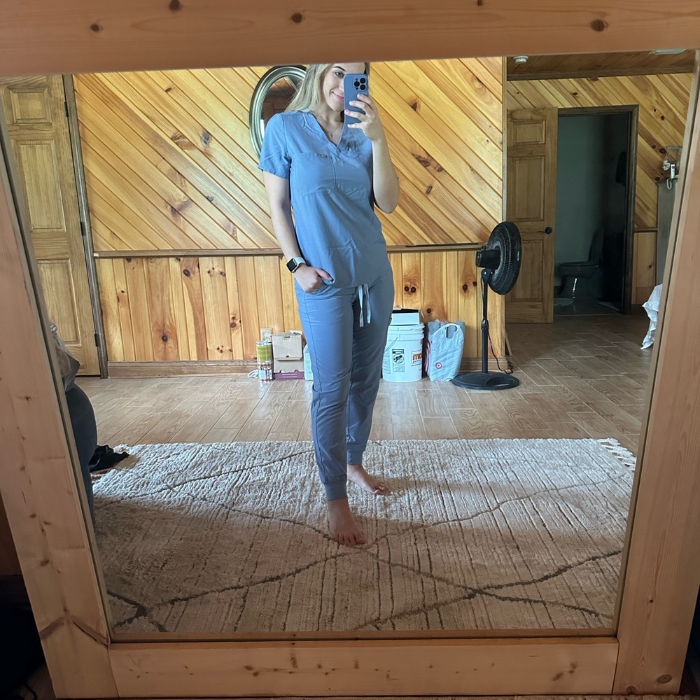 Figs Women's Light Blue Scrub Set